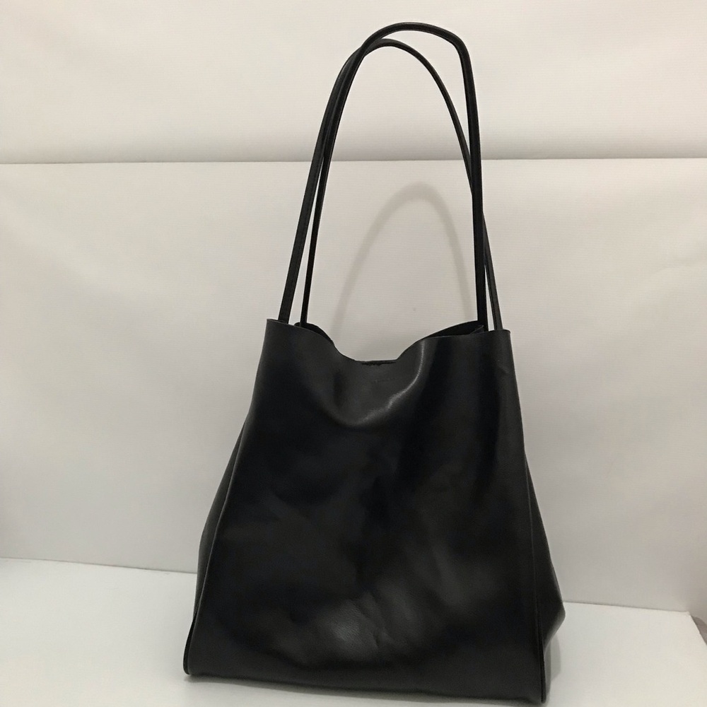 Remi/Reid Hollace Leather Tote